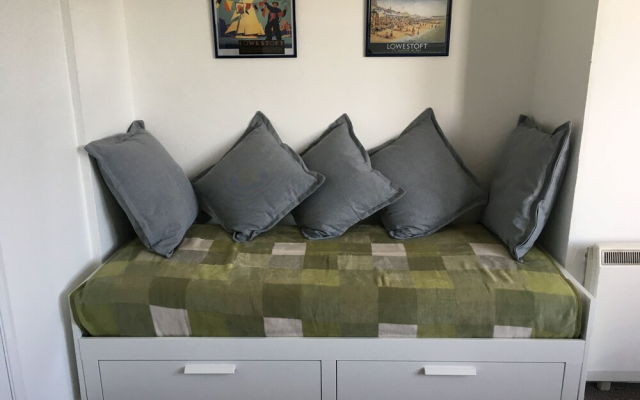 Moray Beachside Apartments