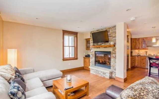 Ballard 202 North 2 Bedrooms 2 Bathrooms Condo