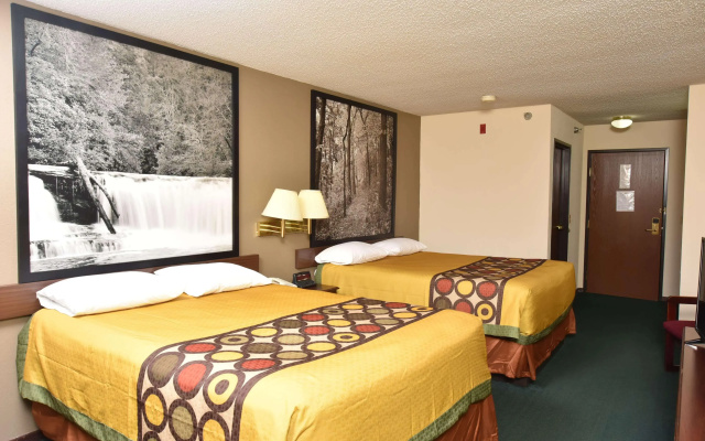 Super 8 by Wyndham Springfield/Battlefield