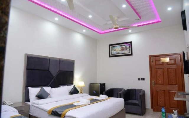 Hotel Grand Lahore