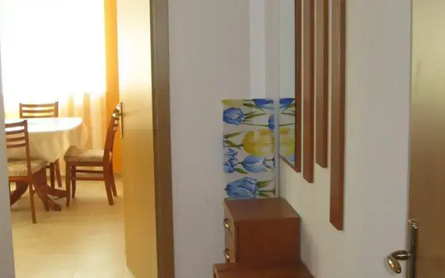 Hermes Apartments