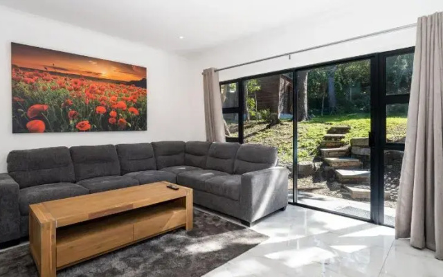 Hout Bay Gem