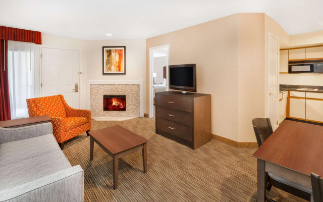 Affordable Suites of America Detroit-Warren