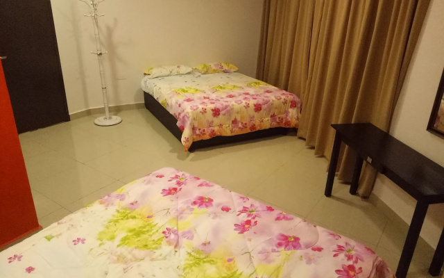 Night Queen Hotel