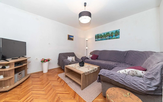 Awesome Home in Vinisce With Wifi and 3 Bedrooms