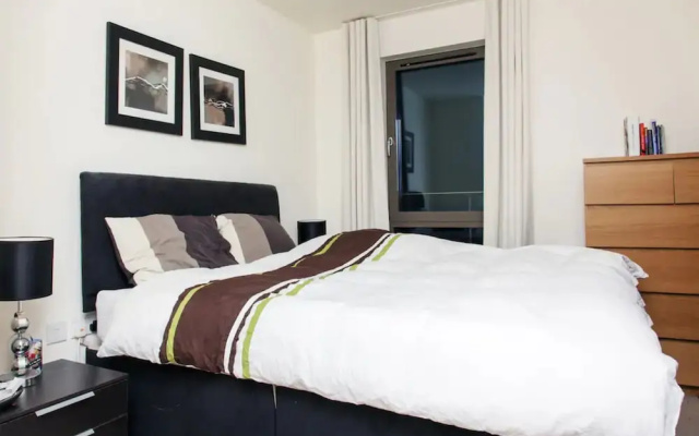 Modern 2 Bedroom Apartment With Amazing View