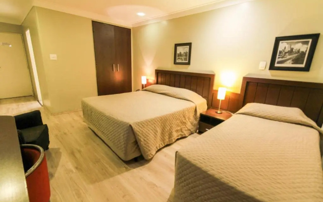 Hotel Plaza Apolo