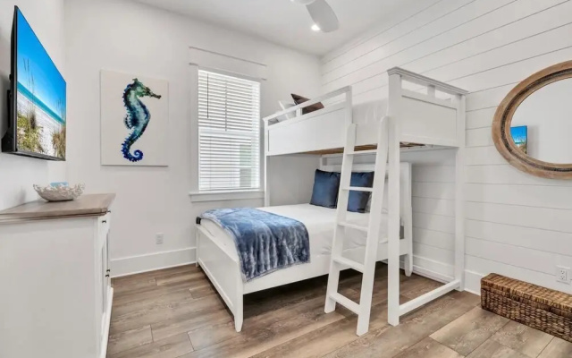 Casita Grayton