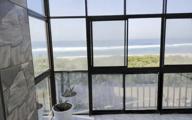 Oceanfront Bliss in Amanzimtoti