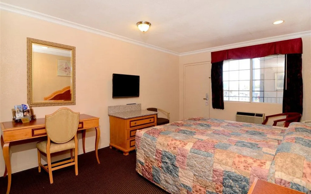 Circle City Inn