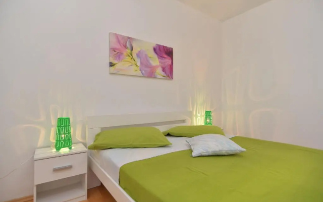 House Vlade 1219