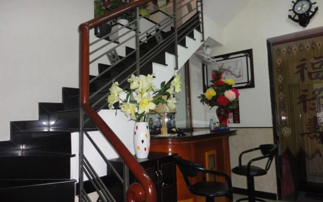 Huong Trinh Hotel