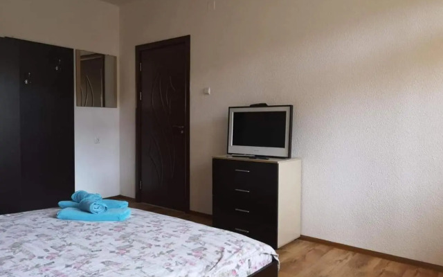 Ganovi Guest House