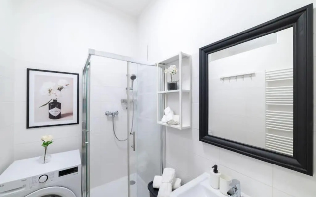 Beautiful apartment in Vienna's heart 1b