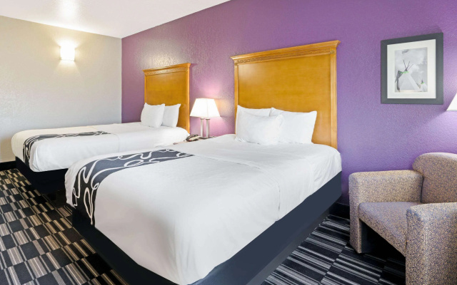 La Quinta Inn & Suites by Wyndham Ada