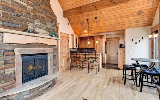 Majestic Mountain Views Breckenridge Hot Tub