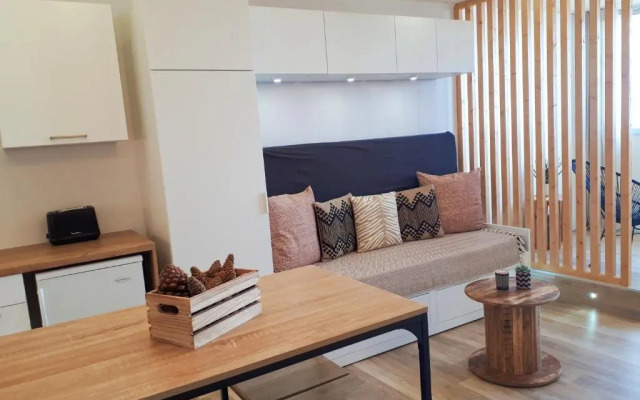 Magnifique Studio Face Mer Avec Place Privative. (Adults Only)