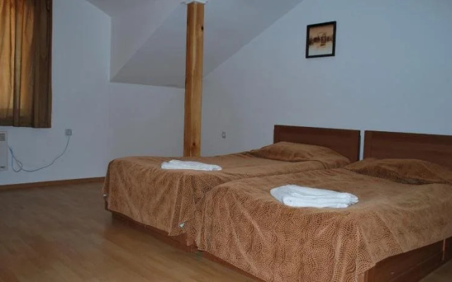 PM Services Riverside Apartments
