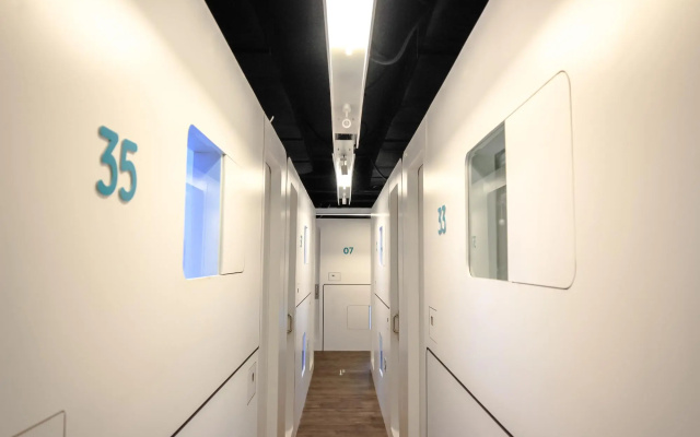 Bobobox Pods Mega Mall Bekasi