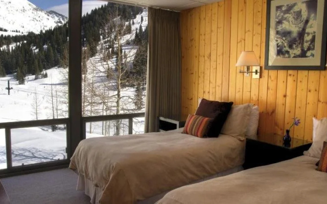 Alta Lodge