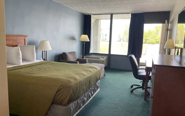 Horseshoe Curve Lodge