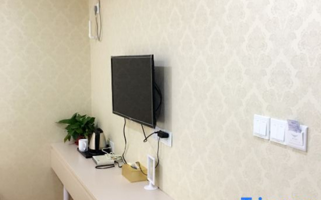 Yuehu Hotel (Hefei Binhu Yintai City Sunac Land)