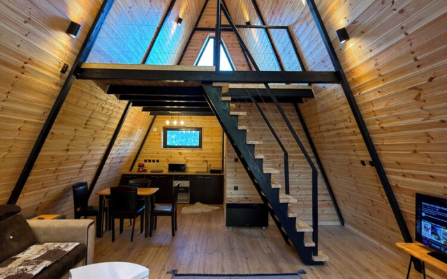 Macko Cabin