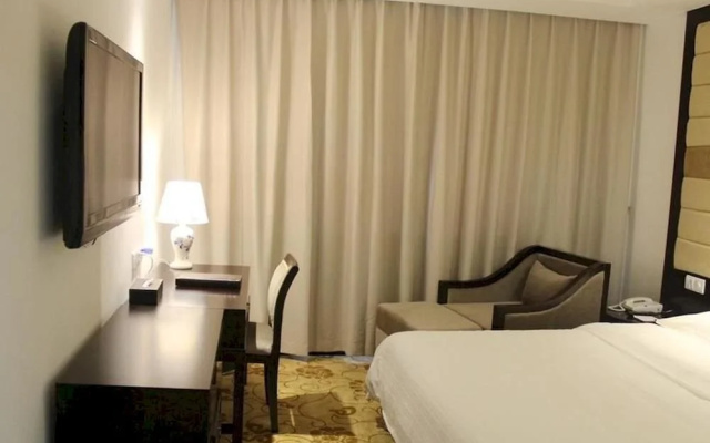 Pingmenlou Hotel (Suzhou Railway Station North Temple Tower)(平门楼宾馆(苏州火车站拙政园店))