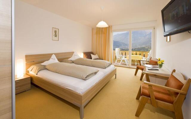 Hotel Appartements Graf Hartwig Сцена комната для гостей