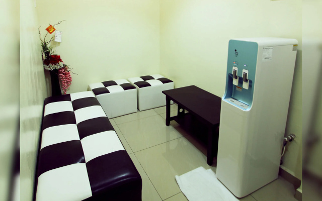 Max Inn Suite Hotel
