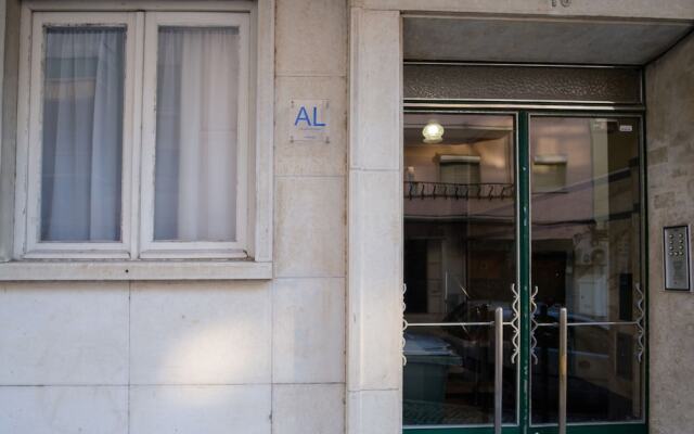 Отель Lisbon Backpackers Guesthouse вид на фасад