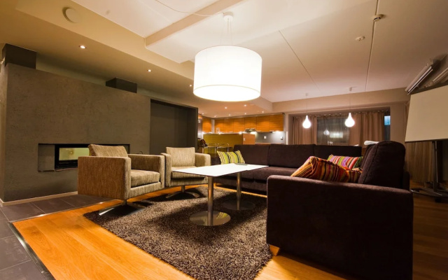 Levi Suites Unna Mànnu