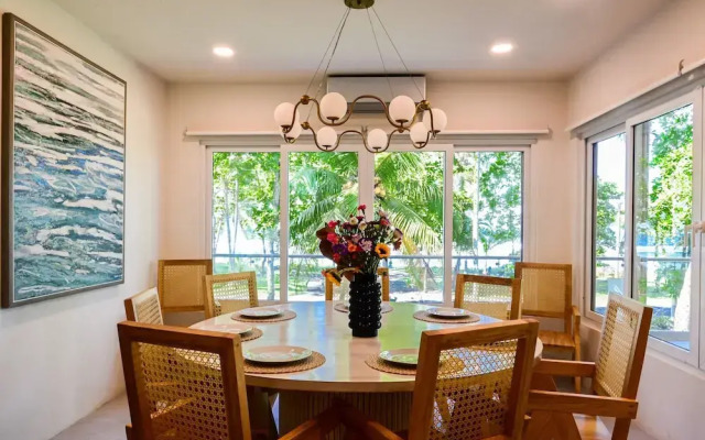 Esterillos Lote 6 Bedroom Home