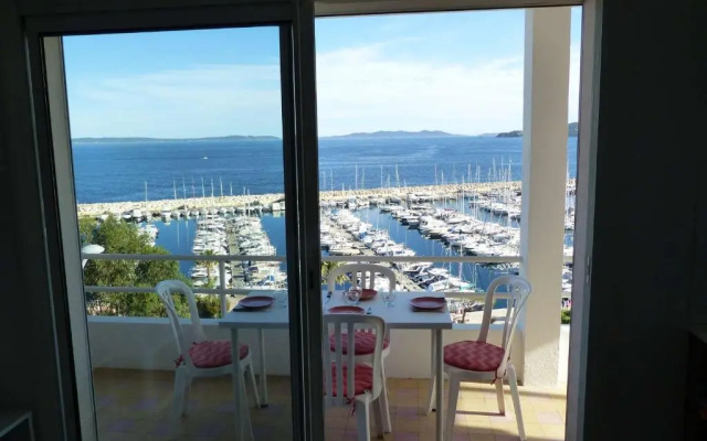 Appartement Le Lavandou, 3 pièces, 4 personnes - FR-1-308-49
