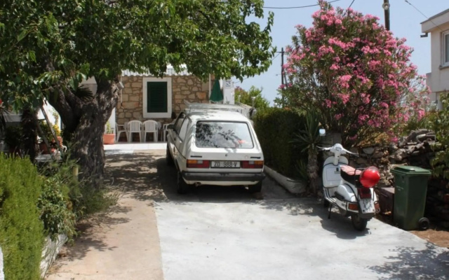 Tonci - 30 m from beach - A2 Gori (2+1)
