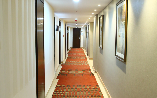 Hotel SVM Grand