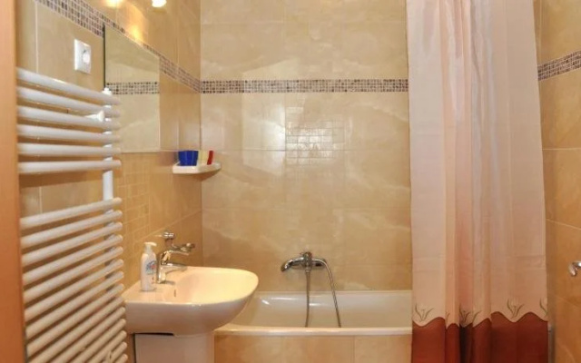 Tisza Palota Apartmanok