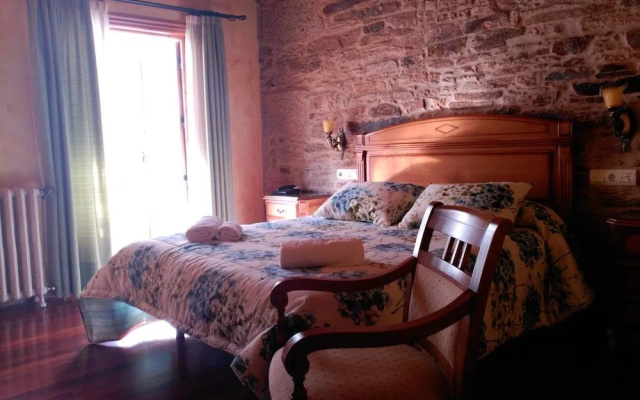 Hotel Pico Sacro II