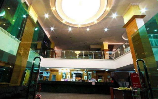 River Hotel The Budget