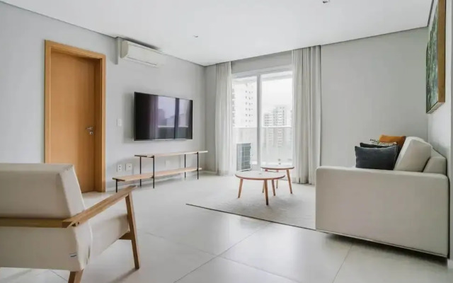 Olimpia Style Spacious 2 BR in Vila Olimpia