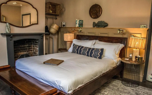 The Peat Spade Inn