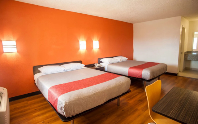 Motel 6 Corsicana