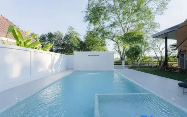 Villanin Hotel & Spa Golden Triangle