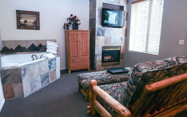 Fawn Valley Inn: 104 Condo