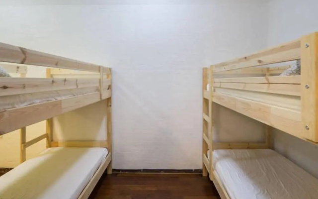 Jagoga Guest House - Hostel