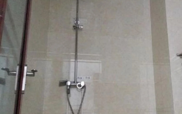 Hanzhong Liuba Tiancheng Hotel