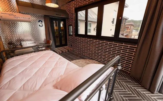 Gyeongju Sweetcreamhill Pension