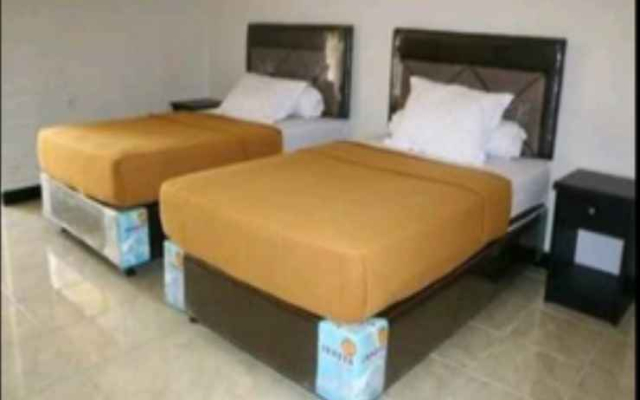Hotel Victory 1