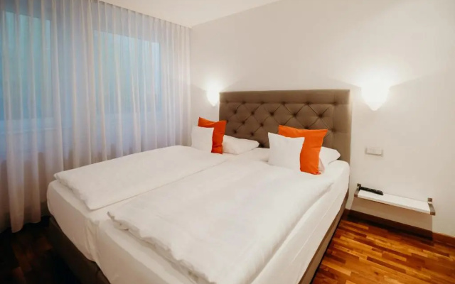 Hotel Crystal