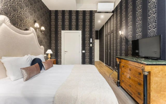 Bordeau Canal Suites